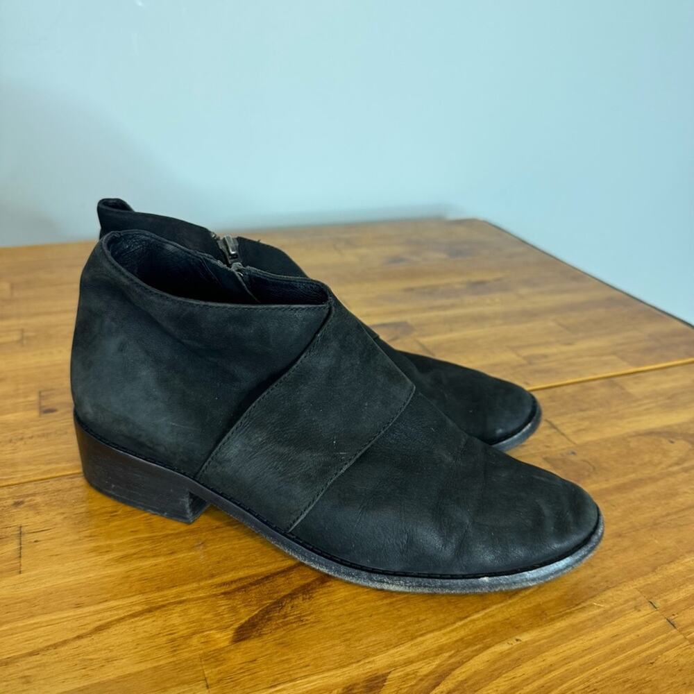 Eileen Fisher Black Nubuck Leather Side Zip Ankle Boots Size 10